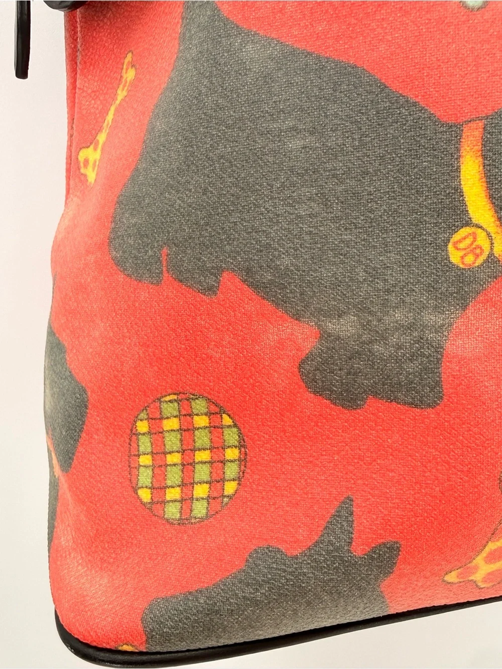 DOONEY & BOURKE Scottie Dog Coated Canvas Shoulder Bag Red Black